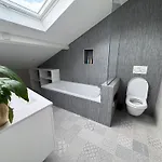 Apartamento Maison Fair Play, Jardin, Parking, Billard *