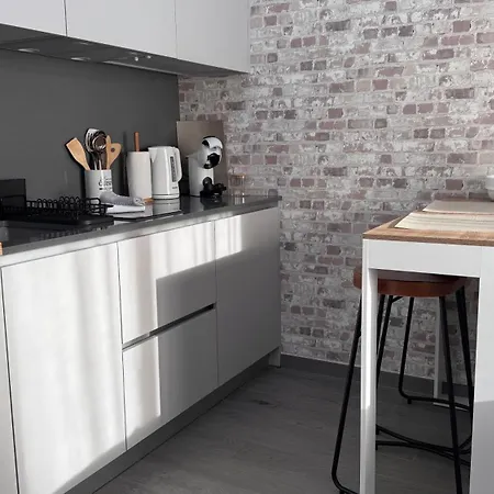 Maison Fair Play, Jardin, Parking, Billard Apartment Maisons-Alfort