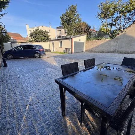 Maison Fair Play, Jardin, Parking, Billard *