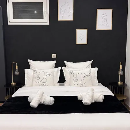 Maison Fair Play, Jardin, Parking, Billard * Maisons-Alfort